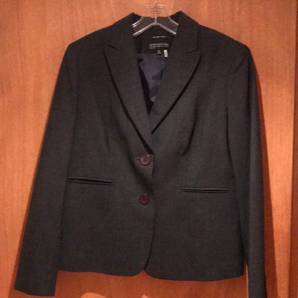 Jones New York Women’s dress BlazerJacket size 10P